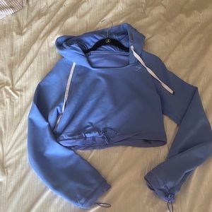 Gymshark Whitney Simmons beautiful blue sweatshirt